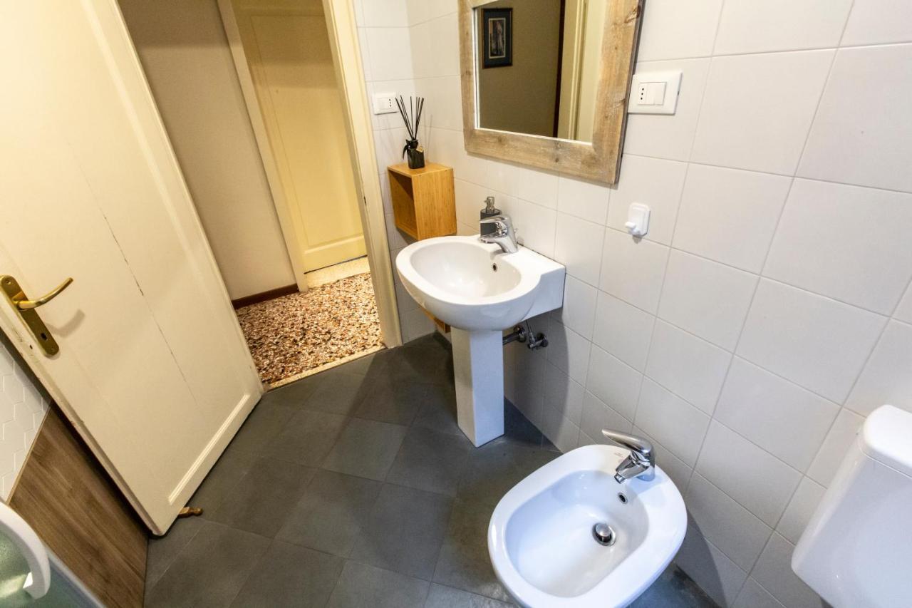 Riva De Biasio Charming Apartment ヴェネツィア エクステリア 写真